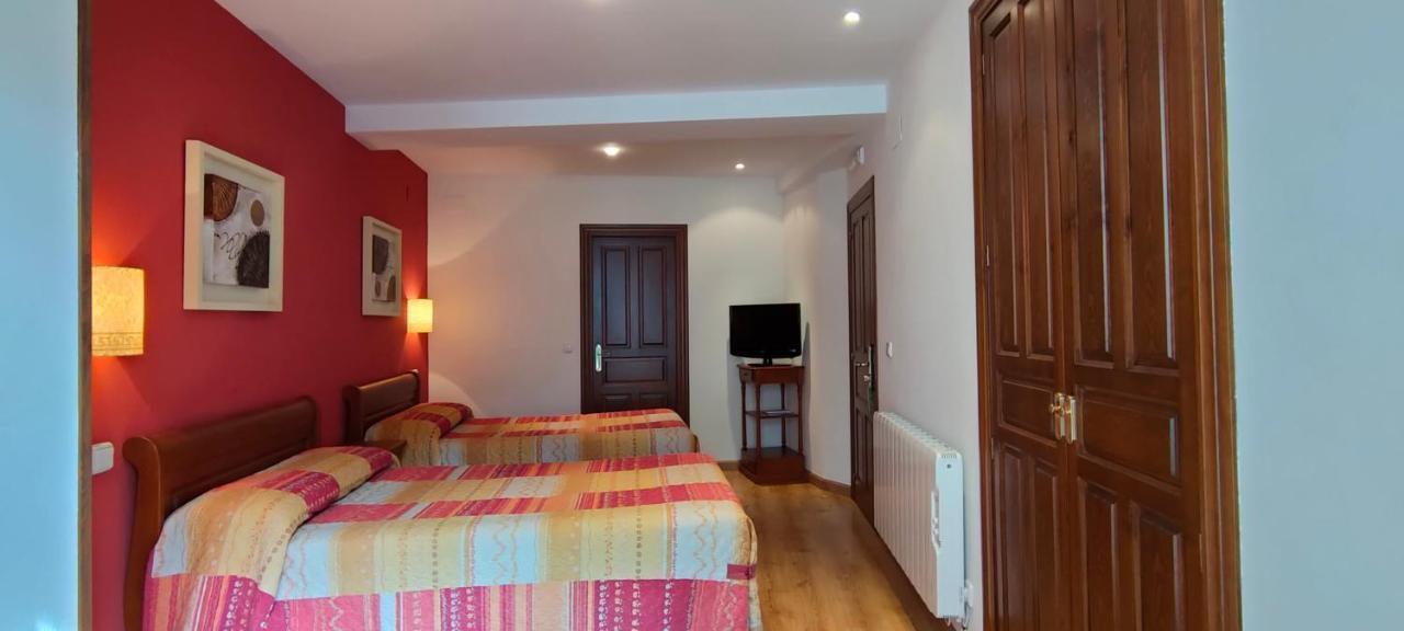 Hotel Rural La Plaza 캄포데카쏘 외부 사진