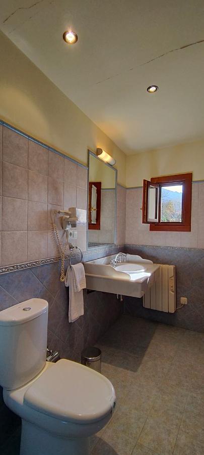 Hotel Rural La Plaza 캄포데카쏘 외부 사진