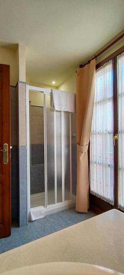 Hotel Rural La Plaza 캄포데카쏘 외부 사진